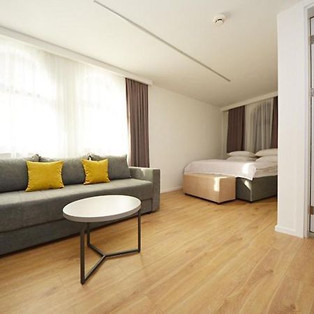 Miss Saray Apartamento Saraievo Exterior foto