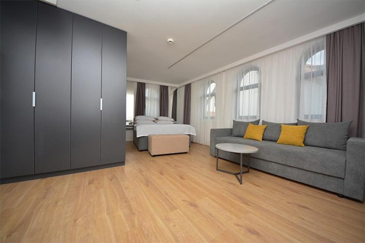 Miss Saray Apartamento Saraievo Exterior foto
